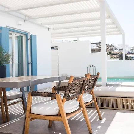 νumi Boutique Hotel *