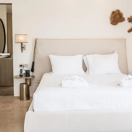 νumi Boutique Hotel *