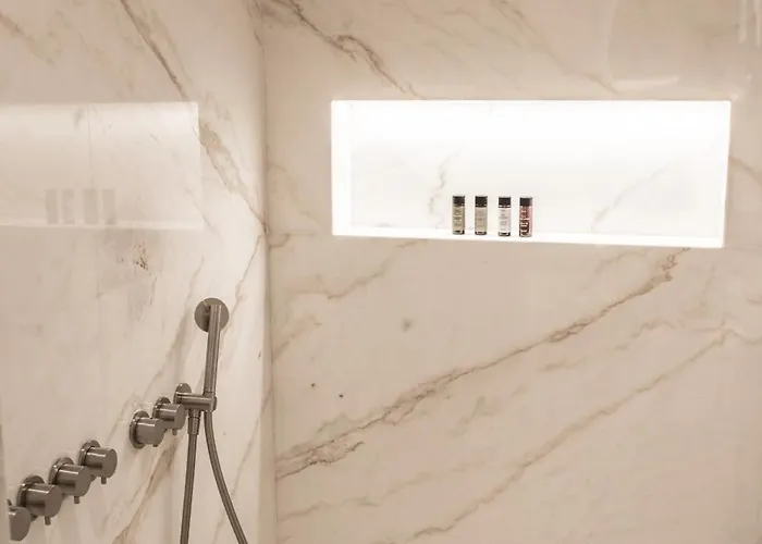 νumi Boutique Hotell